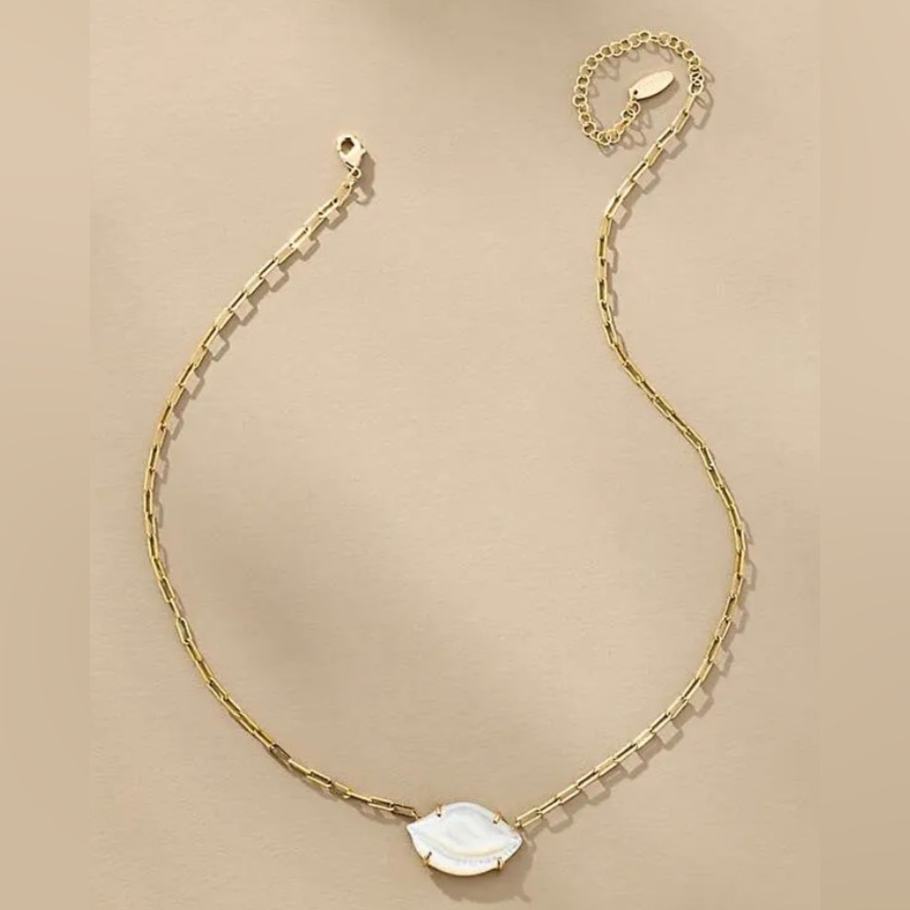 Anthropologie Oval Pearl Necklace